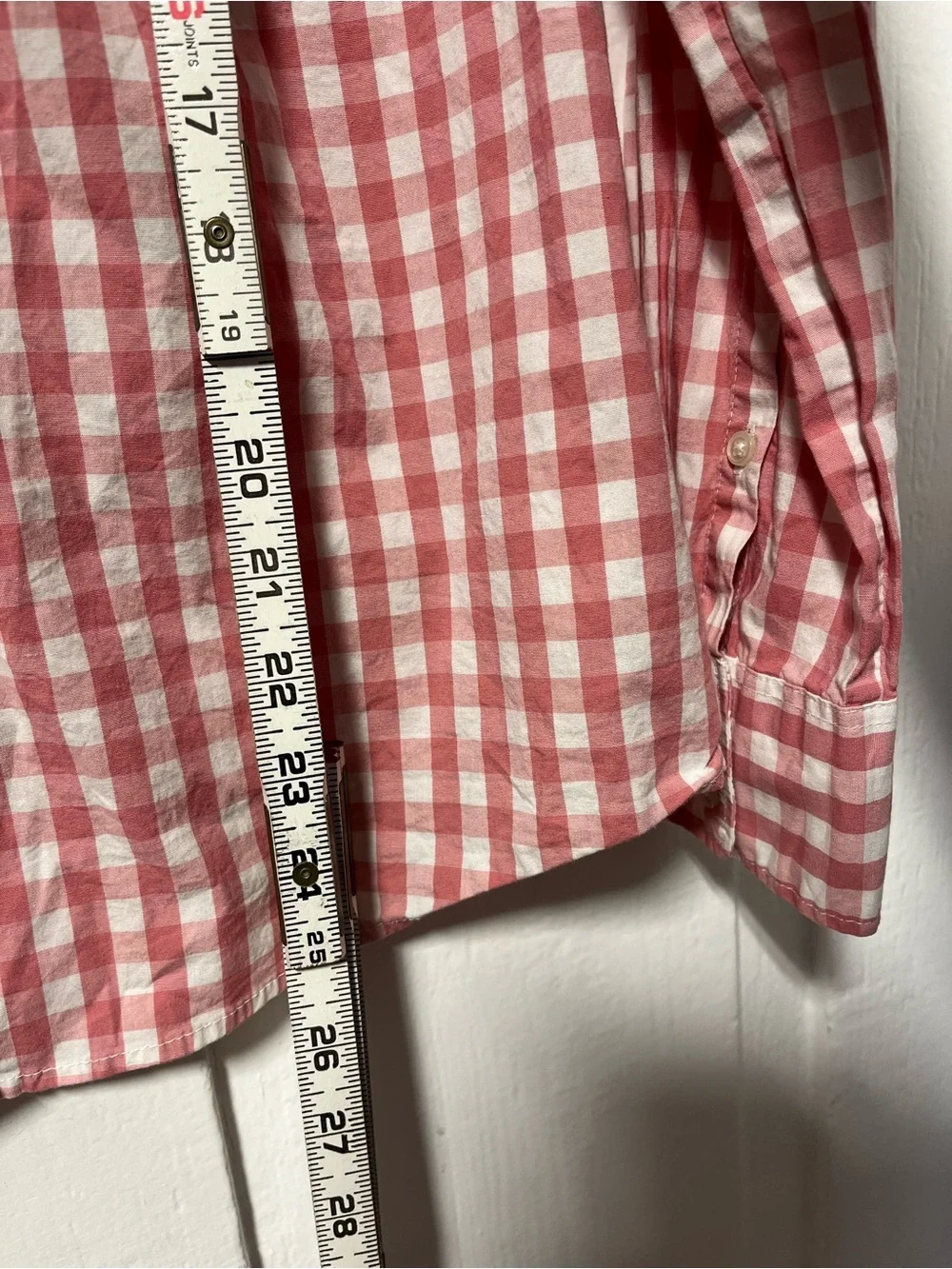 J Crew Button Down Pink & White Gingham cotton poplin shirt size Medium
